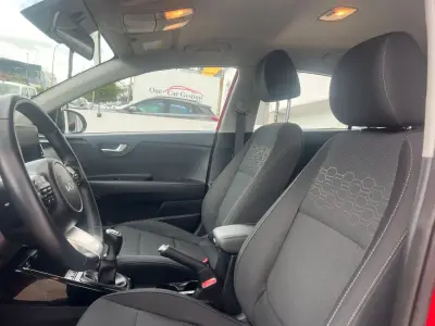 KIA Rio 2022 · foto 8