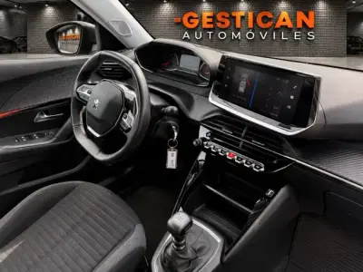 Peugeot 2008 2023 · foto 9