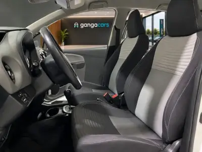 Toyota Yaris 2020 · foto 11