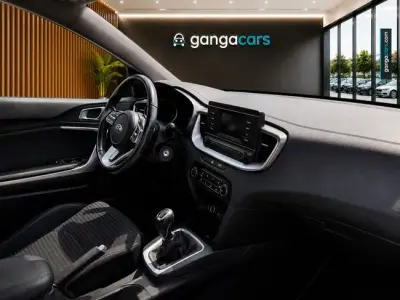 KIA Xceed 2023 · foto 10