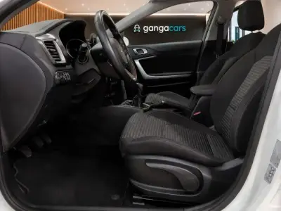 KIA Xceed 2023 · foto 8