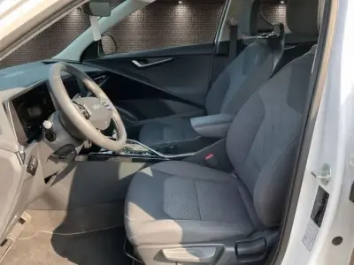 KIA Niro 2024 · foto 13