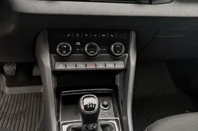 Škoda Karoq 2023 · foto 13