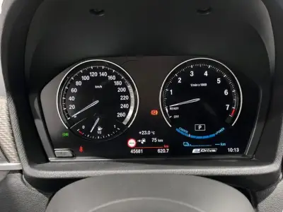 BMW X2 2021 · foto 8
