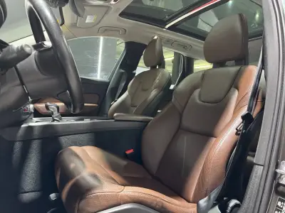 Volvo XC60 2018 · foto 7