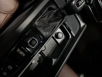 Volvo XC60 2018 · foto 11