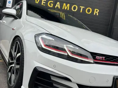 Volkswagen Golf GTI 2019 · foto 16