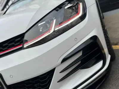 Volkswagen Golf GTI 2019 · foto 6