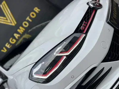 Volkswagen Golf GTI 2019 · foto 14
