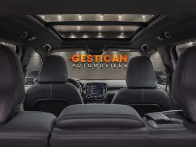 Volvo XC40 2022 · foto 18
