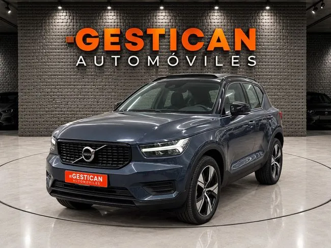 Volvo XC40 2022 en 4 islas · CEC