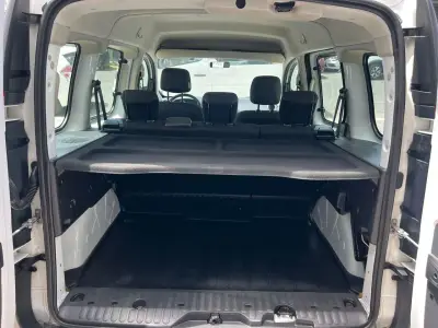 Renault Kangoo 2020 · foto 9