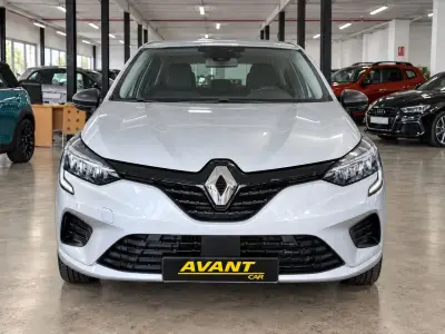 Renault Clio 2023 · foto 3