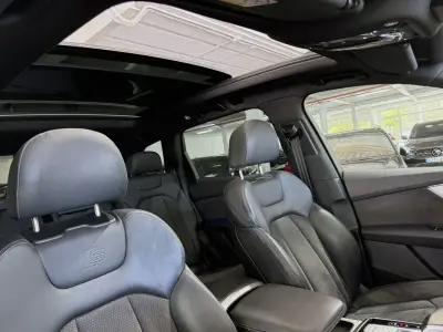 Audi Q7 2021 · foto 13