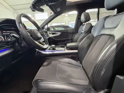 Audi Q7 2021 · foto 14