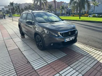 Peugeot 2008 2017 en Gran Canaria · CEC
