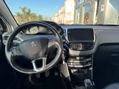 Peugeot 2008 2017 · foto 5