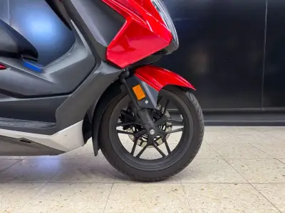 Honda Forza 2023 · foto 9