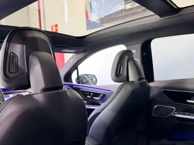 Mercedes-Benz EQE SUV 2023 · foto 10