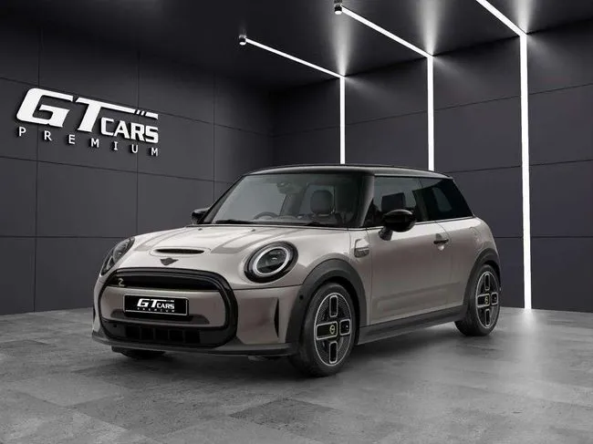 MINI Cooper 2022 en 2 islas · CEC