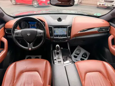 Maserati Levante 2018 · foto 5