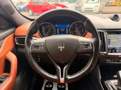 Maserati Levante 2018 · foto 8