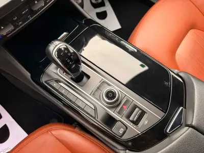 Maserati Levante 2018 · foto 11
