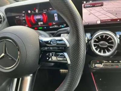 Mercedes-Benz GLA 2024 · foto 11