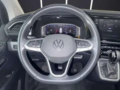 Volkswagen Multivan 2022 · foto 11
