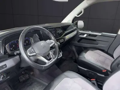 Volkswagen Multivan 2022 · foto 9