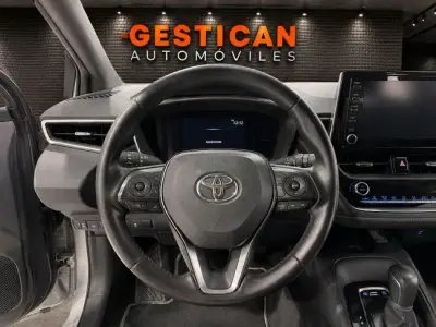 Toyota Corolla 2022 · foto 8