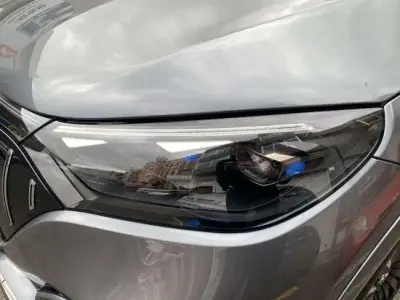 Mercedes-Benz EQE AMG 2023 · foto 10