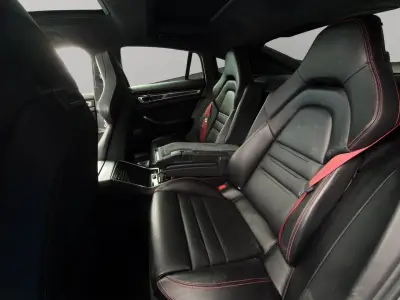 Porsche Panamera 2020 · foto 10