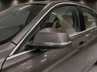 BMW Serie 3 2012 · foto 17