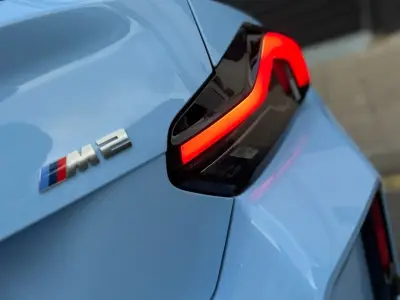 BMW M2 2023 · foto 11