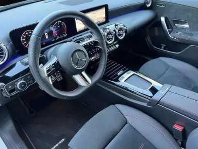 Mercedes-Benz Clase A 2025 · foto 7
