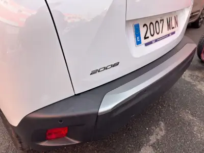 Peugeot 2008 2023 · foto 19