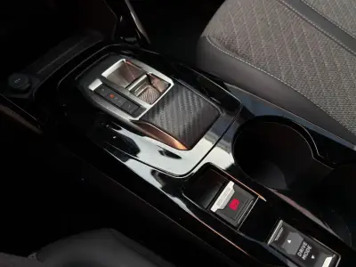Peugeot 2008 2023 · foto 11