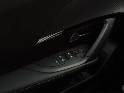 Peugeot 2008 2023 · foto 13