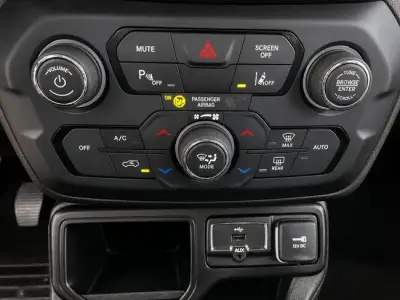 Jeep Renegade 2022 · foto 11