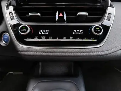 Toyota Corolla 2022 · foto 10