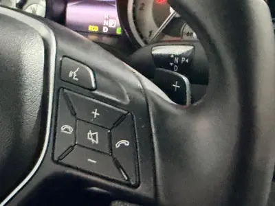 Mercedes-Benz CLA 2017 · foto 15