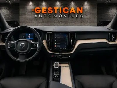 Volvo XC60 2022 · foto 7