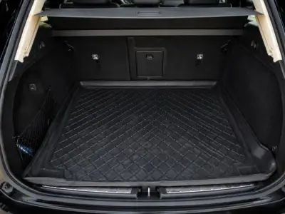 Volvo XC60 2022 · foto 12