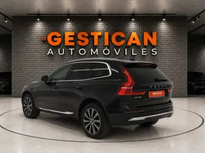 Volvo XC60 2022 · foto 3