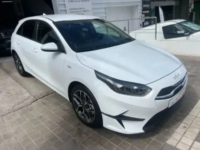 KIA Ceed 2023 · foto 3