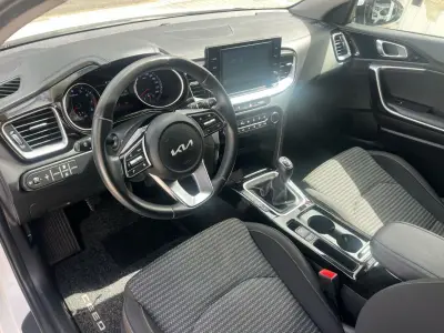 KIA Ceed 2023 · foto 7