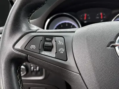 Opel Astra 2022 · foto 8
