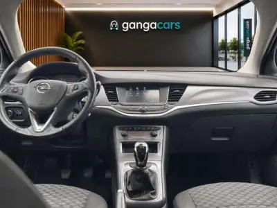 Opel Astra 2022 · foto 11