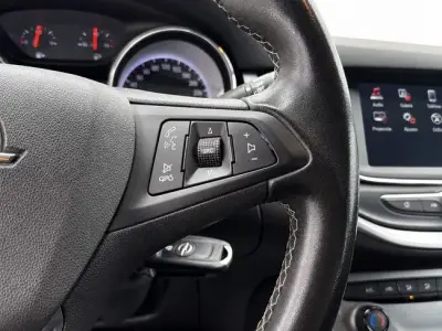 Opel Astra 2022 · foto 10